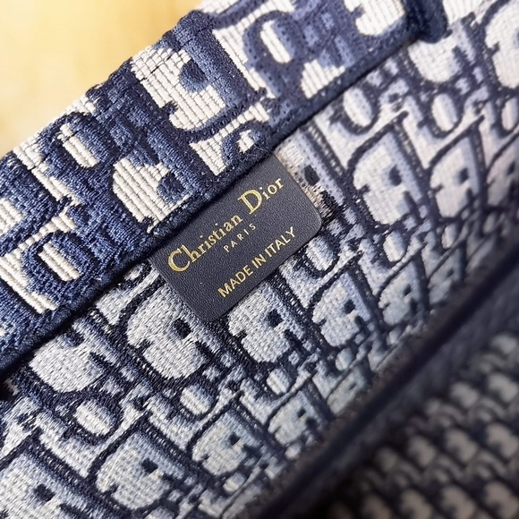 LARGE Dior BOOK TOTE Blue Dior Oblique Embroidery